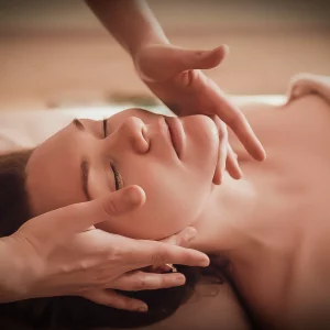 Massages & bien-être de la femme enceinte sur Marseille et alentours à domicile